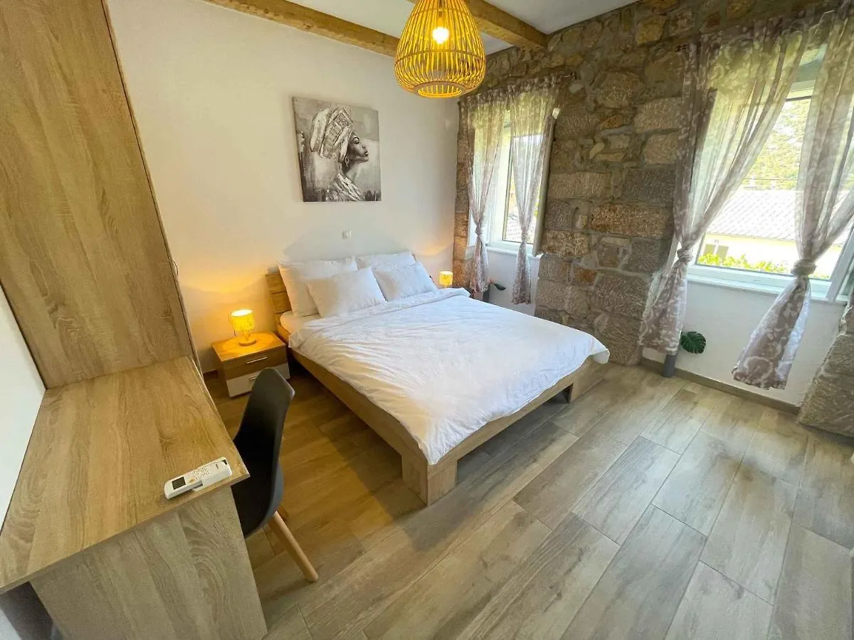 Holiday Home In Drivenik 42242 Croatia