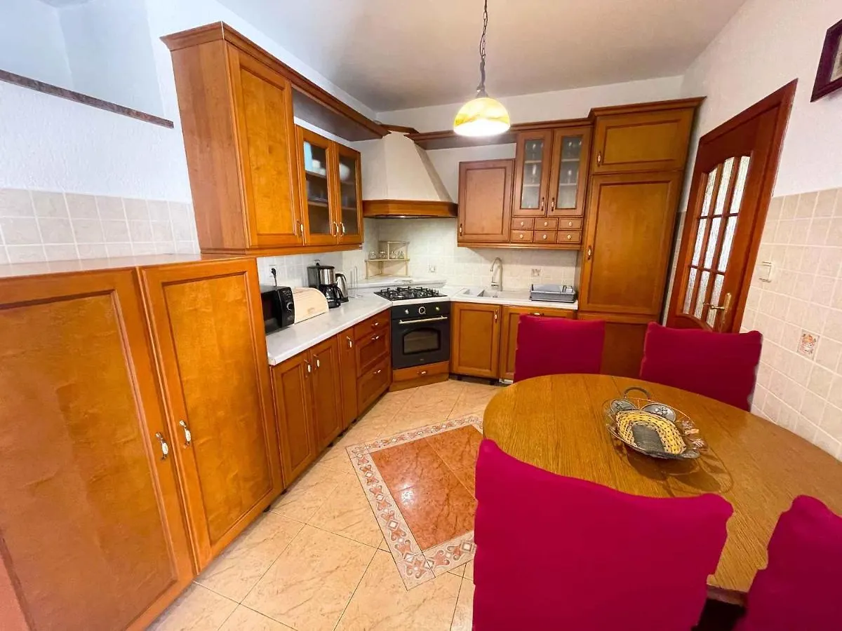 Holiday Home In Drivenik 42242 Croatia